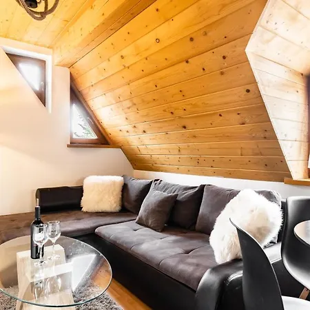 Aparthotel Delta Zakopane 3* Закопане