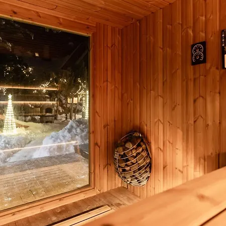 Hotel apartamentowy Delta 3*